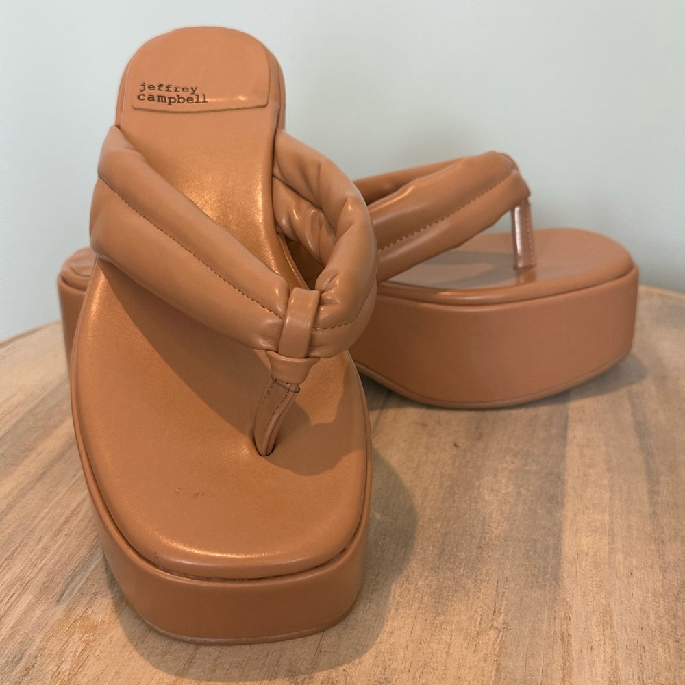 Jeffrey Campbell Brown/Tan platform slip on sandal flip flops size 7 - Picture 8 of 12